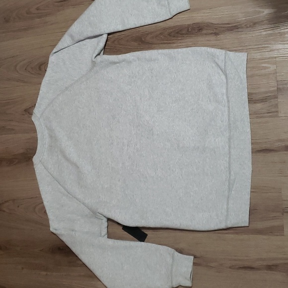 Brunette The Label The "KIND CLUB" Big Sister Crew Neck Sweatshirt | Pebble Grey - Picture 11 of 12